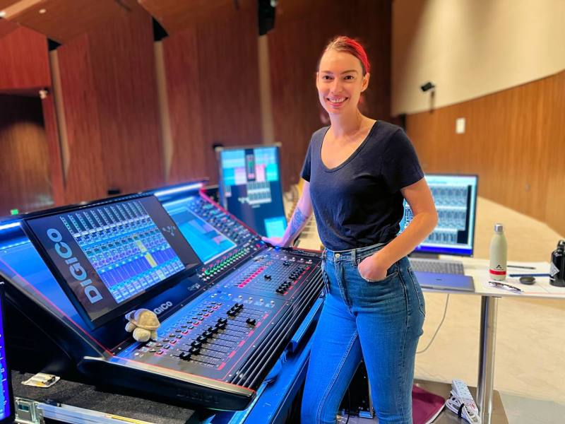 DiGiCo console in concert hall